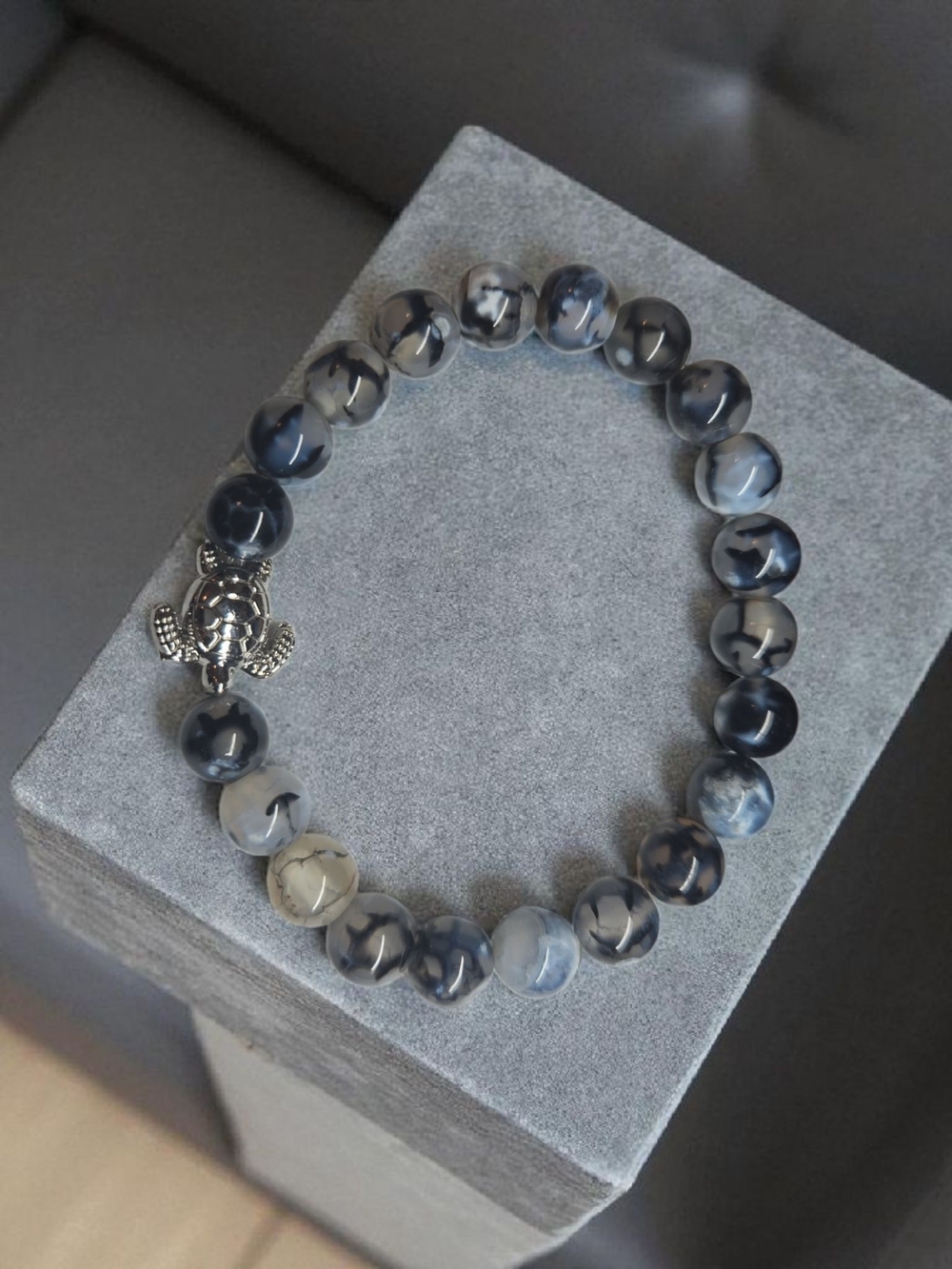 Beaded Agate Bracelet with Silver Sea Turtle Charm Multi-Gray